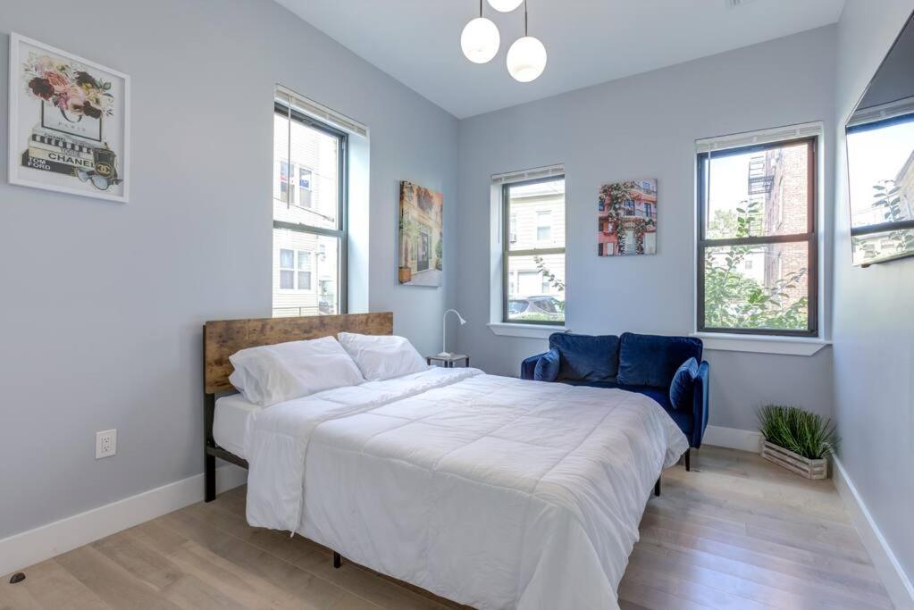 ニューアークLuxury Designer Theme 2Br Apt Near Nyc / Thepathアパートメント エクステリア 写真