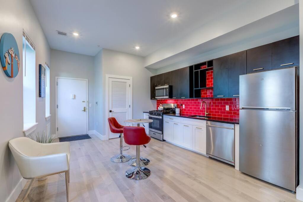 ニューアークLuxury Designer Theme 2Br Apt Near Nyc / Thepathアパートメント エクステリア 写真