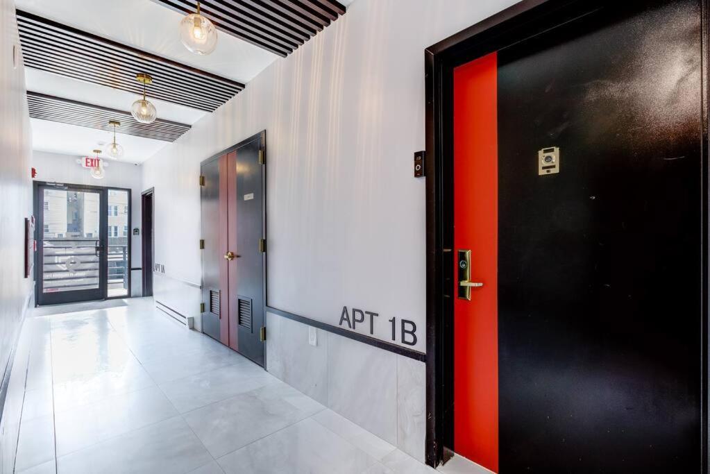 ニューアークLuxury Designer Theme 2Br Apt Near Nyc / Thepathアパートメント エクステリア 写真